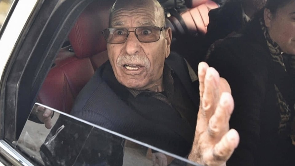 Lakhdar Bouregaa, l&rsquo;indomptable, ira faire une  omra à la Grande Poste