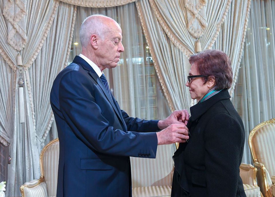 L’hommage du président Kais Saied à Djamila Bouhired: « Toutes les médailles du monde ne suffiront pas … »