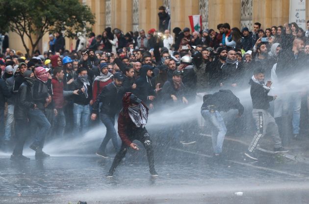 Le Liban fait face à une « catastrophe », avertit le nouveau Premier ministre