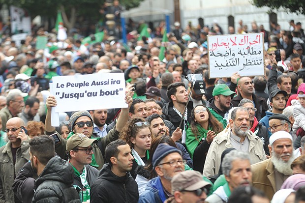 Des activistes du Hirak relaxés à Ain Temouchent et Souk Ahras