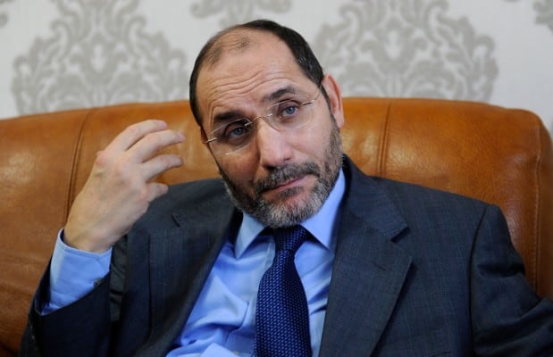 Makri chez Tebboune: plaidoirie pour « un consensus national » sur la révision de la Constitution