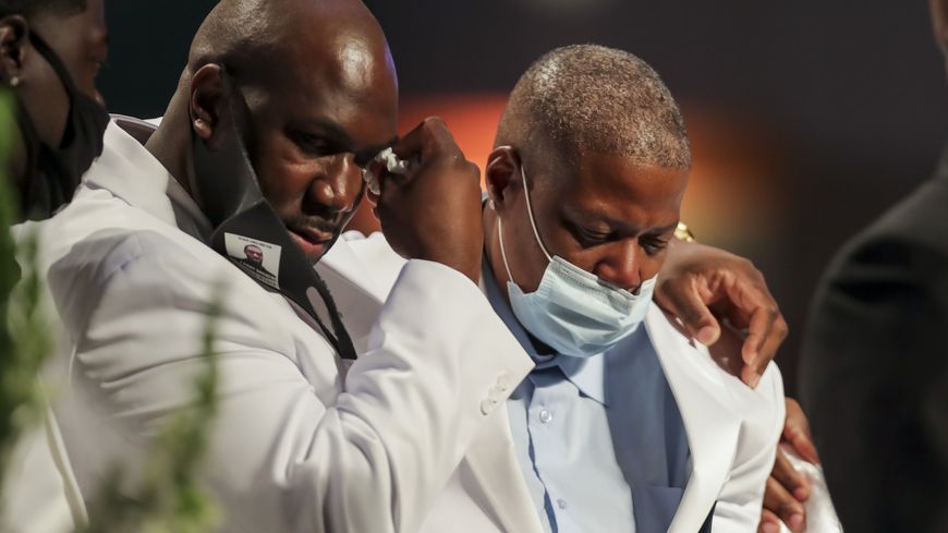 Les obsèques de George Floyd, transformées en tribune politique