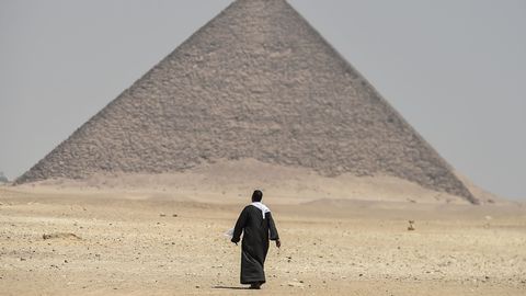 Coronavirus: L&rsquo;Egypte rouvre aéroports et accès aux pyramides