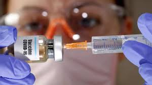 Covid-19: la Russie annonce la production d’un vaccin