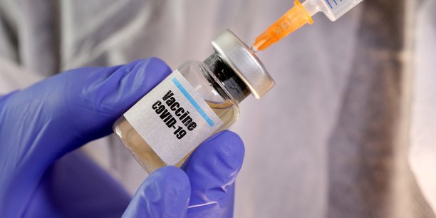 Covid-19: le vaccin russe disponible en octobre (médias)
