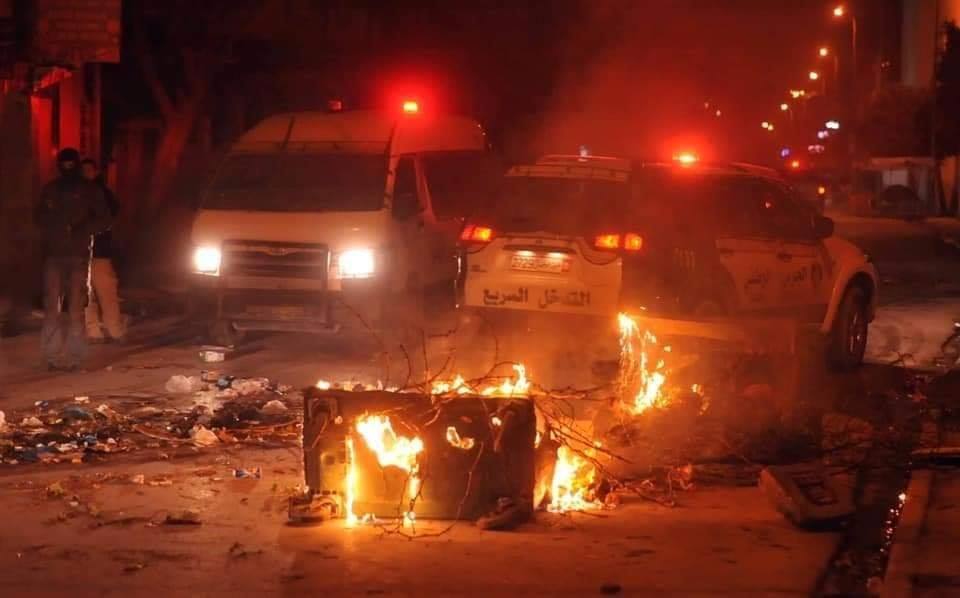 Tunisie : nuit d’émeutes dans plusieurs villes du pays