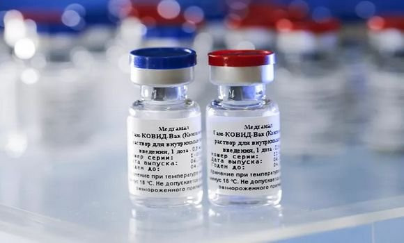 Covid-19: le vaccin Spoutnik 5 nécessite deux inoculations avec un intervalle de trois semaines (Pr Rachid Belhadj)