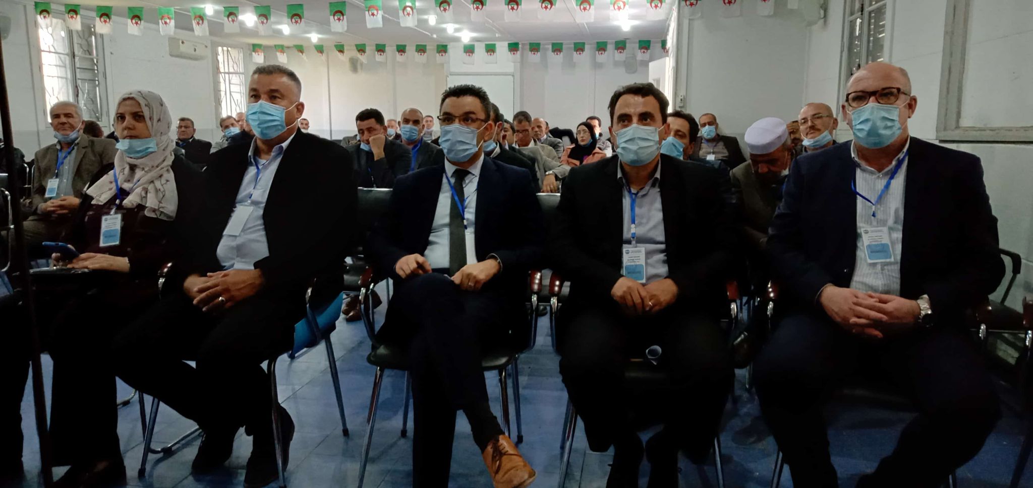 Le FFS  dénonce «l’immobilisme politique du régime» devant une situation «insoutenable et explosive»