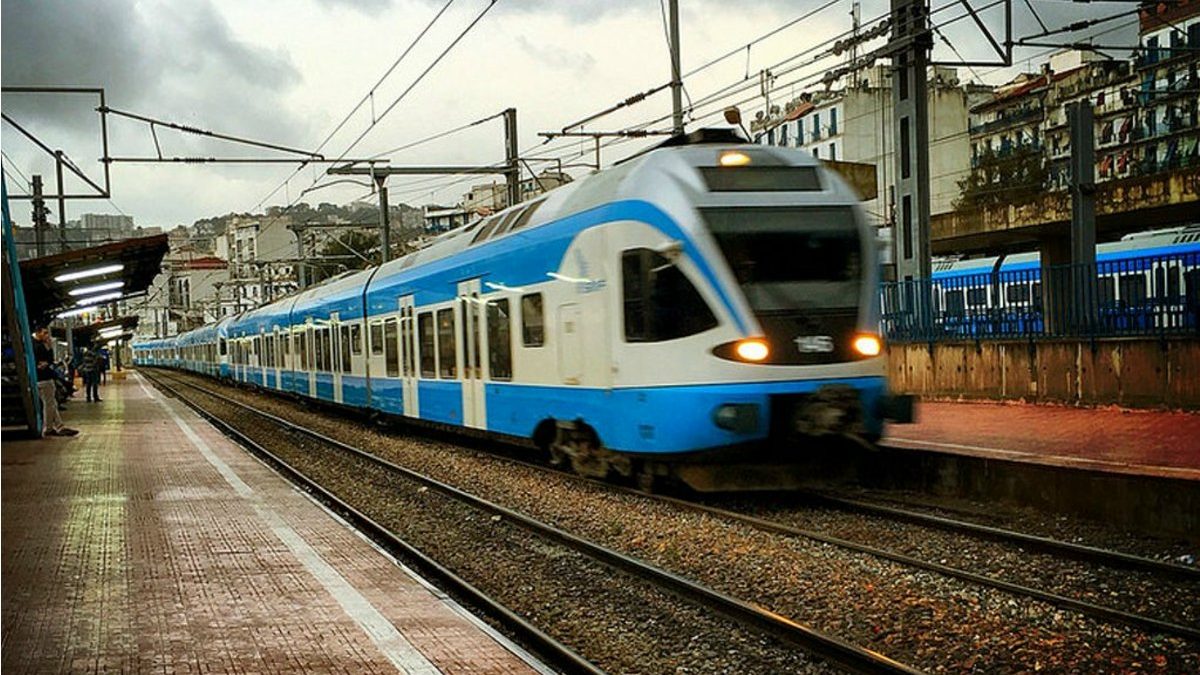 Déraillement d’un train de marchandises SNTF: pas de victimes mais perturbations du trafic