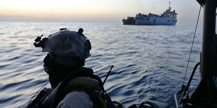Piraterie maritime : l’UE veut intensifier sa présence en Afrique de l’Ouest « pour rassurer ses armateurs »