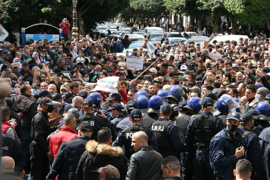 La marche des étudiants réprimée à Tizi-Ouzou