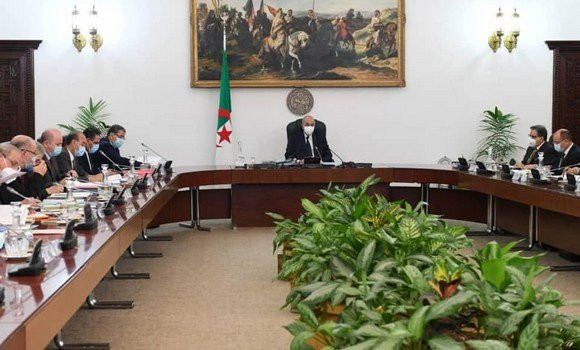 تبون يترأس غدا الأحد اجتماعا لمجلس الوزراء