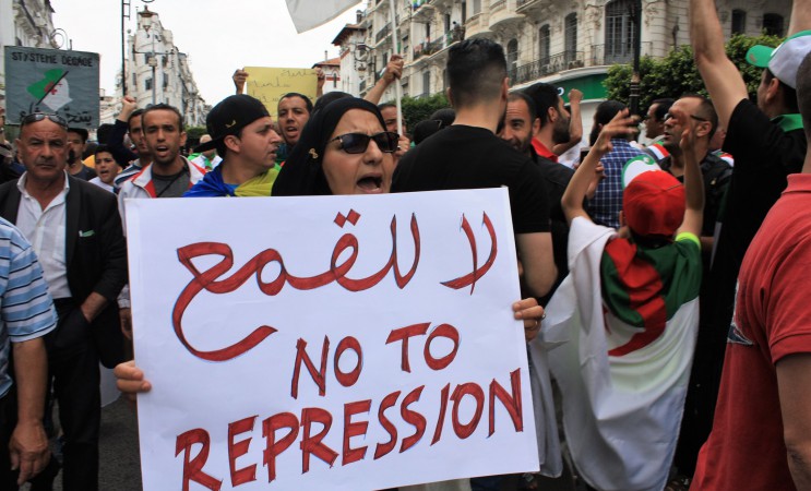 Hirak : 282 détenus et des interrogations sur « la grâce présentielle »