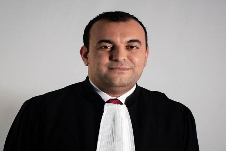 تونس: إيداع محامي السجن العسكري والجمعيات تندد