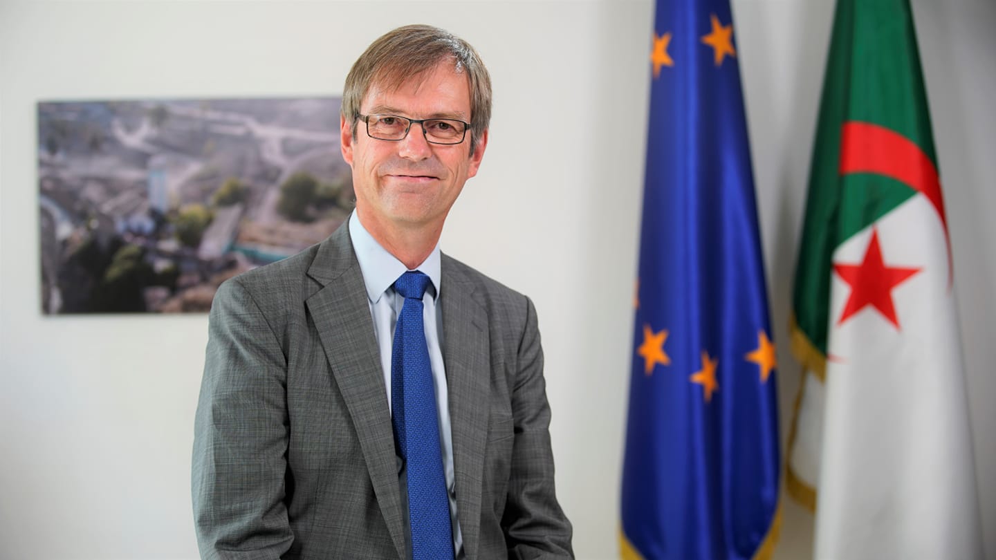 Algérie/UE : le nouvel ambassadeur de Bruxelles rencontre Tebboune et Lamamra