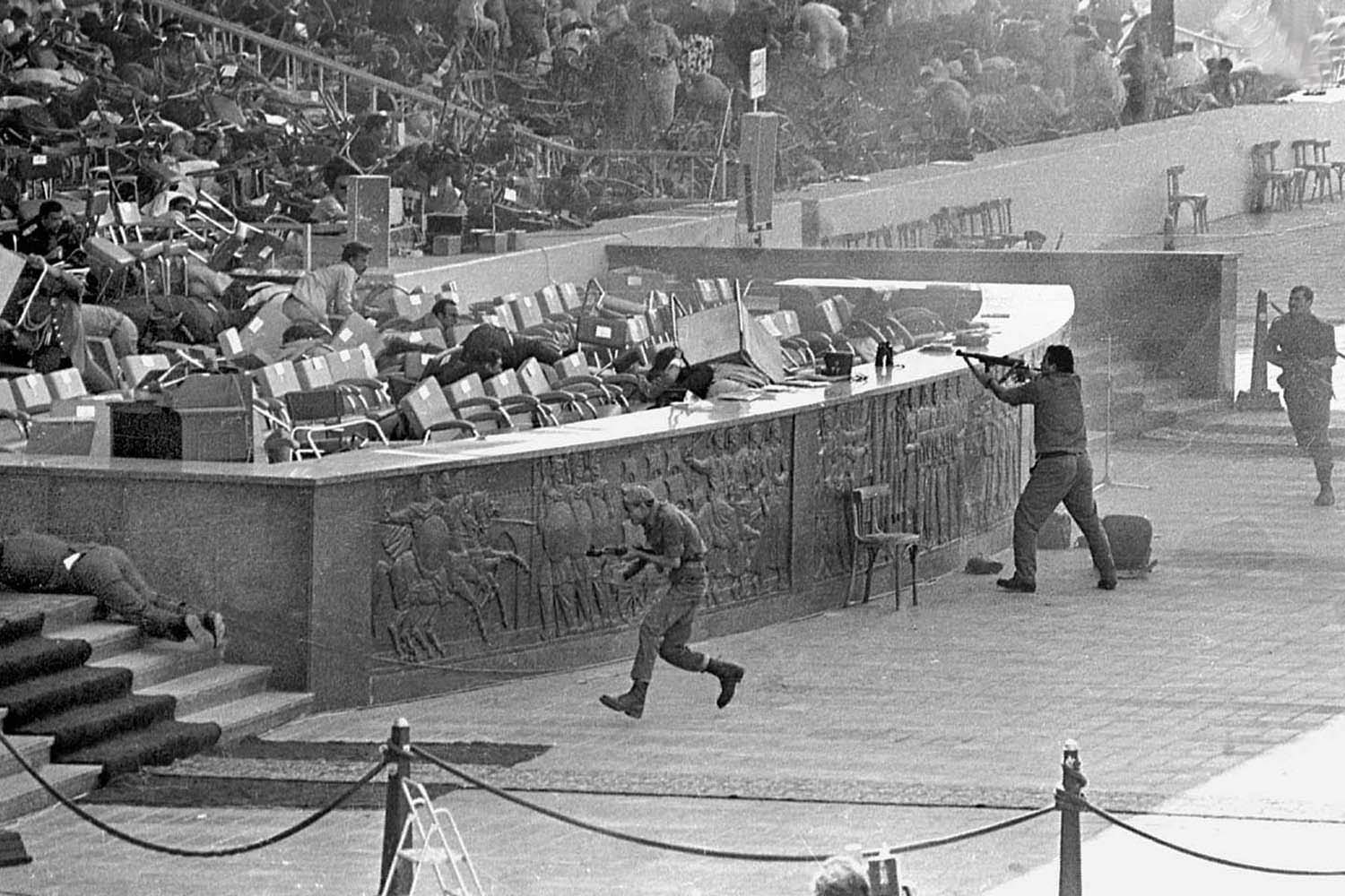 Le président égyptien Sadate devait le faire avant son assassinat, le 6 octobre 1981