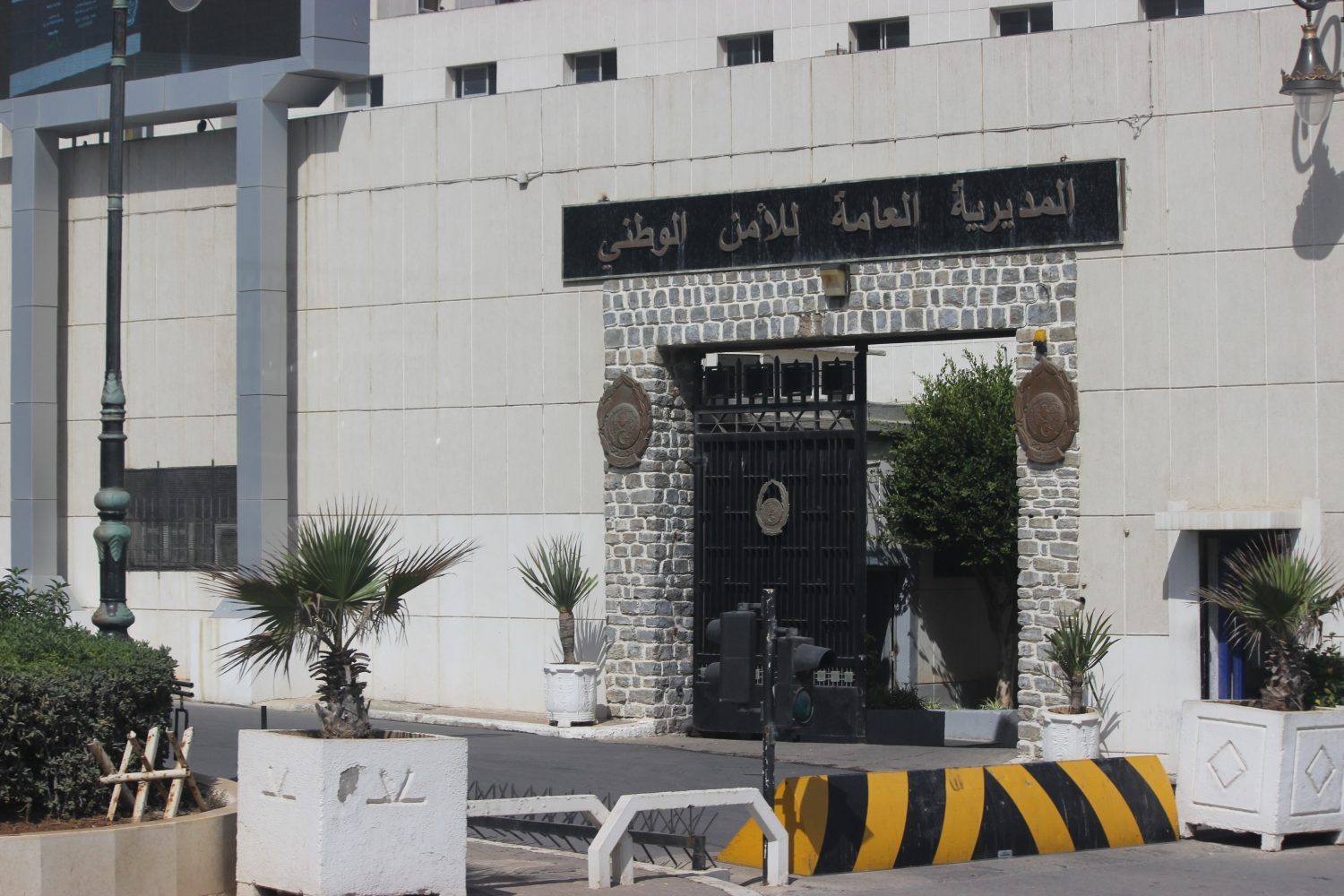 العاصمة: وضع شرطي قتل شابين باستعمال الرصاص تحت النظر