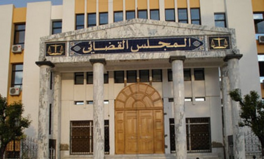 عنابة: استدعاء صحفية للتحقيق بسبب مقال حول « حفرة »