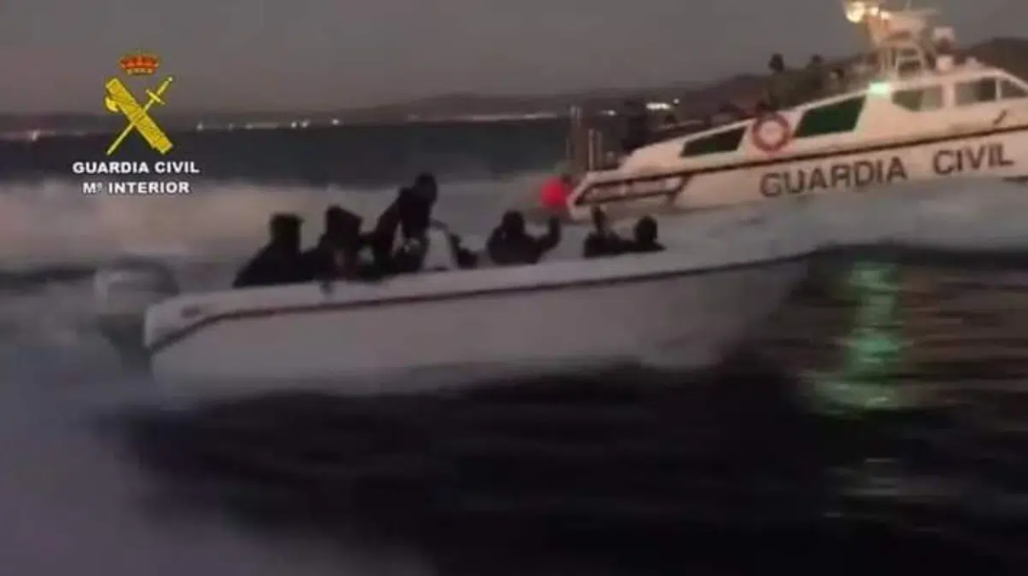 محكمة إسبانية: السجن قرابة 5 سنوات لجزائريين سائقي قارب « السريع » الخاص بـ الحراقة