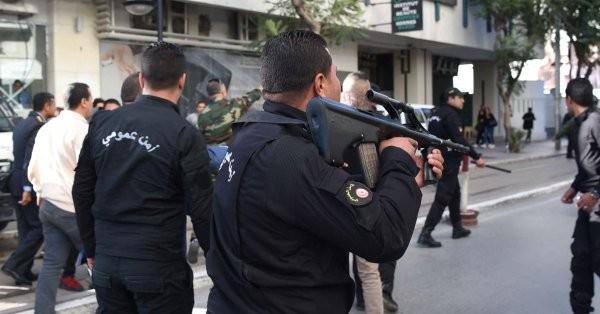 Tunisie : une caserne attaquée par des inconnus à Kairouan