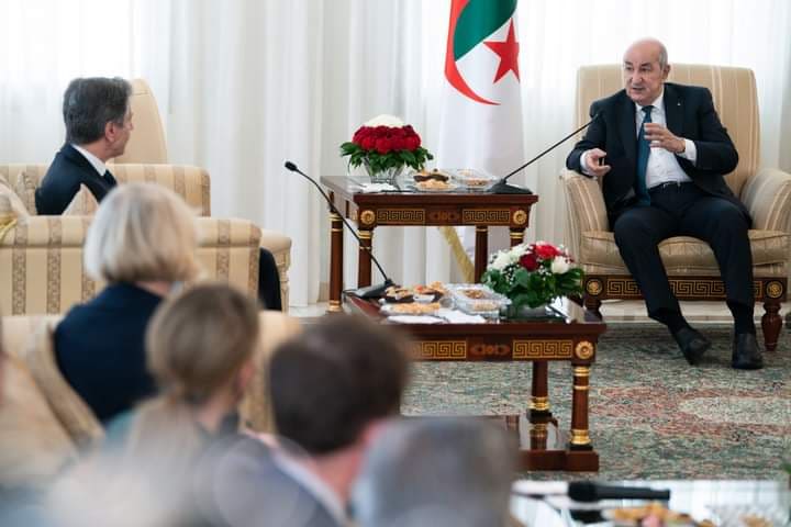 عمار بلاني:  » بلينكن لم يحث الجزائر على إعادة النظر في مواقفها مع روسيا وملف الصحراء الغربية »