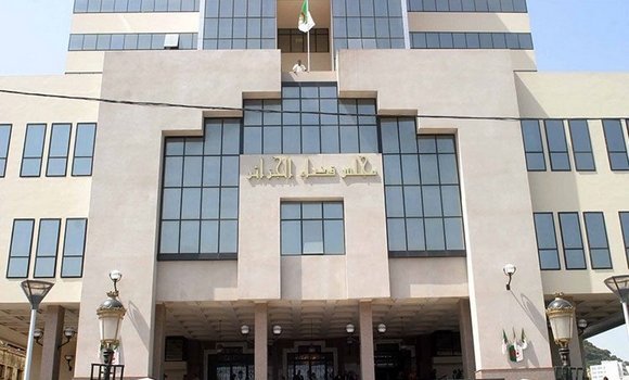 تأجيل النطيق بالحكم في حقّ الإخوة بن حمادي إلى نهاية مارس الجاري