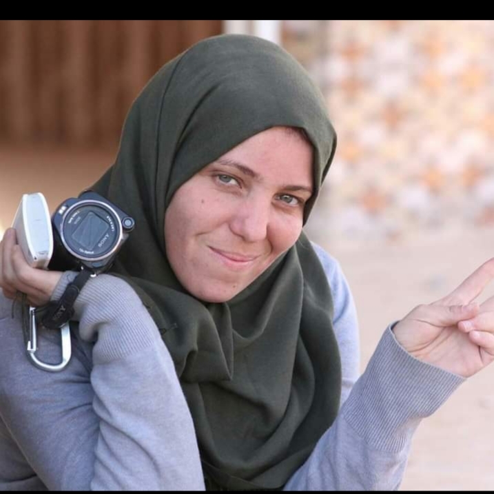 بعد ساعات من الانتظار في مركز الشرطة: إخلاء سبيل صحفية « راديو أم » سميرة مواقي والفريق العامل معها