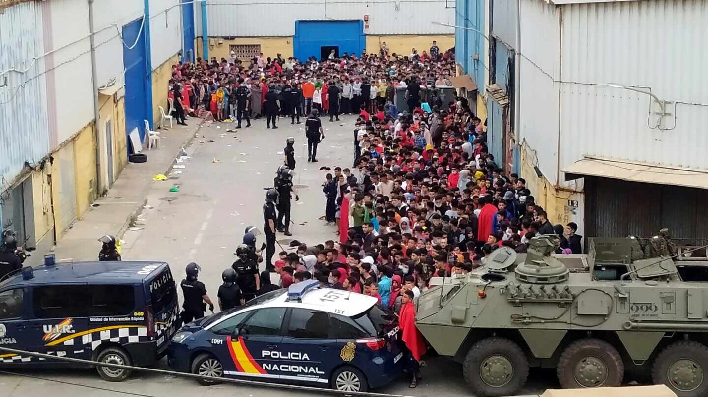 بعد تغيير موقفها من الصحراء الغربية: إسبانيا تُخطّط لترحيل 80 « حراق » أسبوعيًا إلى المغرب