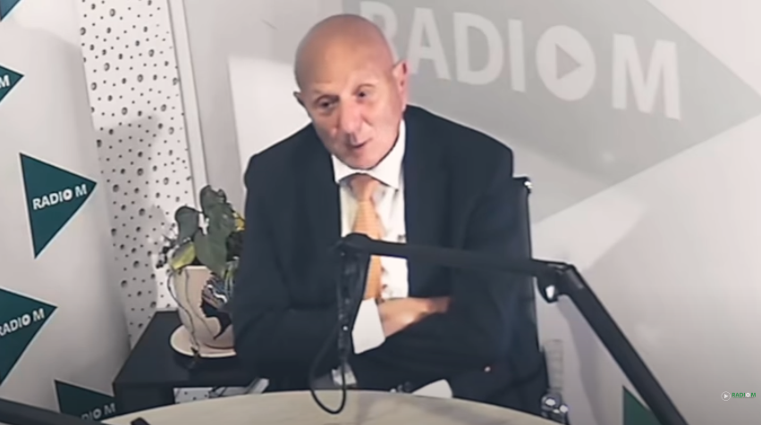 أحمد نجيب شابي، إبن الثورة الجزائرية، مرشح ل »إنقاذ تونس »؟ تابعوا بلاطو « أفشور » على « راديو أم »  