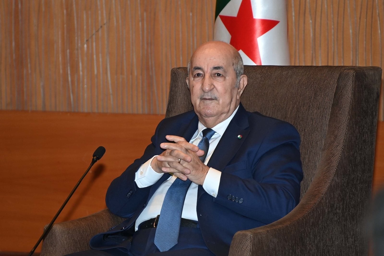 تبون « غاضب »: أيام حكومة أيمن بن عبد الرحمان معدودة