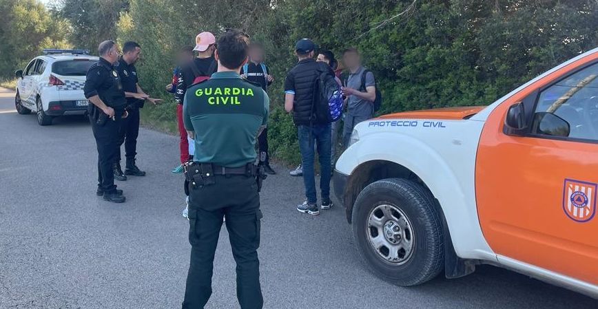 جزيرة إيبيزا-إسبانيا: القبض  على جزائري قاد قارب « حراقة » على متنه 12 مهاجرا  من بينهم قُصر