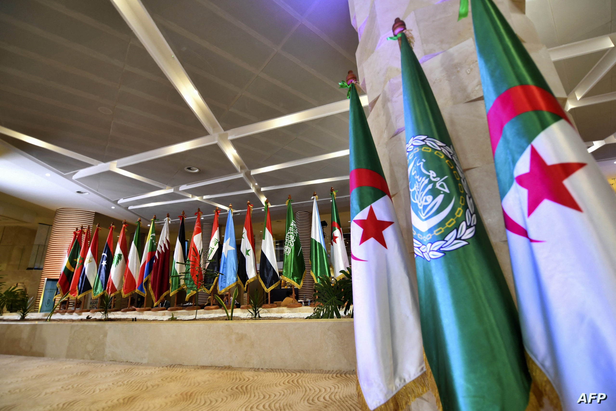 المركز العربي للأبحاث والدراسات السياسية: القضايا الخلافية لم تصل بـقمة الجزائر إلى الأهداف المرجوة