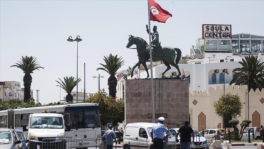 « حراك 25 جويلية » بتُونس المُوالي لقيس سعيَّد يَنتقد « تشويه » المسار الانتخابي