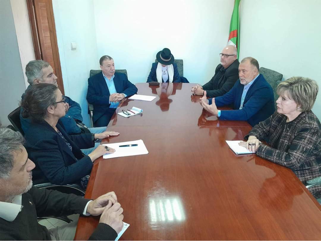 جددا تضامنهما مع سجناء الرأي: حزب العمال والاتحاد من أجل التغيير والرقي يدعوان ل »جمهورية أصيلة