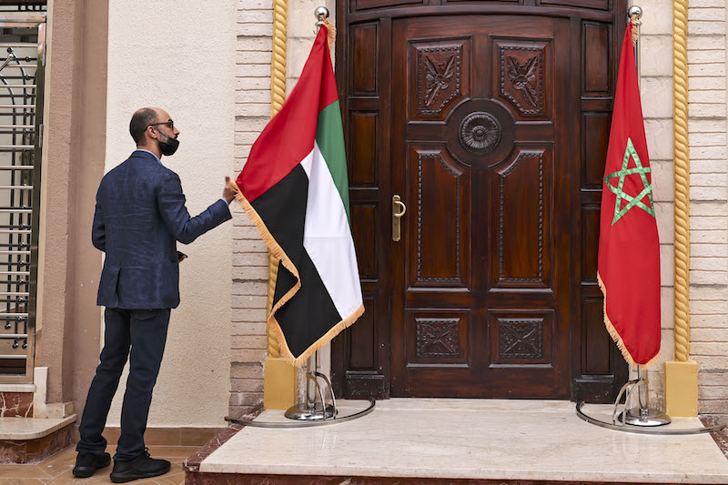إتهام الإمارات بـ »دعم تجسس المغرب على الجزائر وابتزاز تونس بالمال لقطع علاقاتها معها »