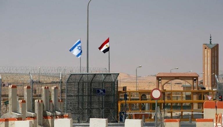 الإحتلال الإسرائيلي يقصف مصر بـ »الخطأ »