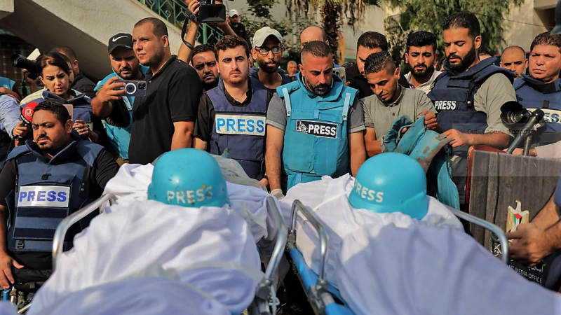 Crimes de guerre contre les journalistes, RSF dépose plainte