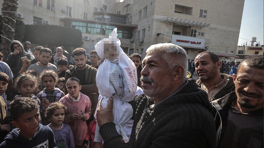 مع تجدد القصف على غزة : الأطفال بنك أهداف نتنياهو وقنابل الإحتلال