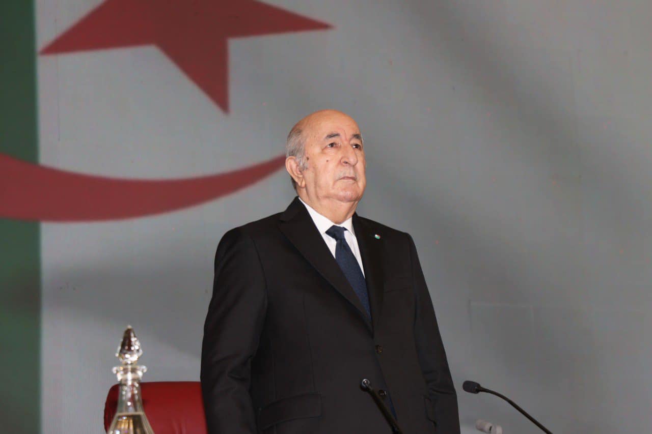 تبون : » 2024 سيكون عاماً مليئاً بالإنجازات »