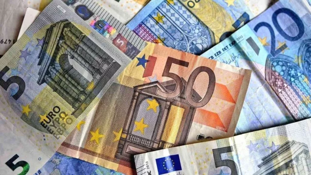 Légère hausse de l’euro sur le marché parallèle