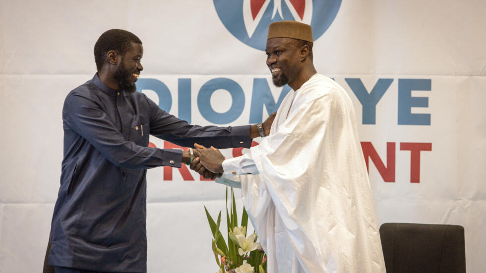Sénégal : le nouveau président nomme l’opposant Ousmane Sonko Premier ministre